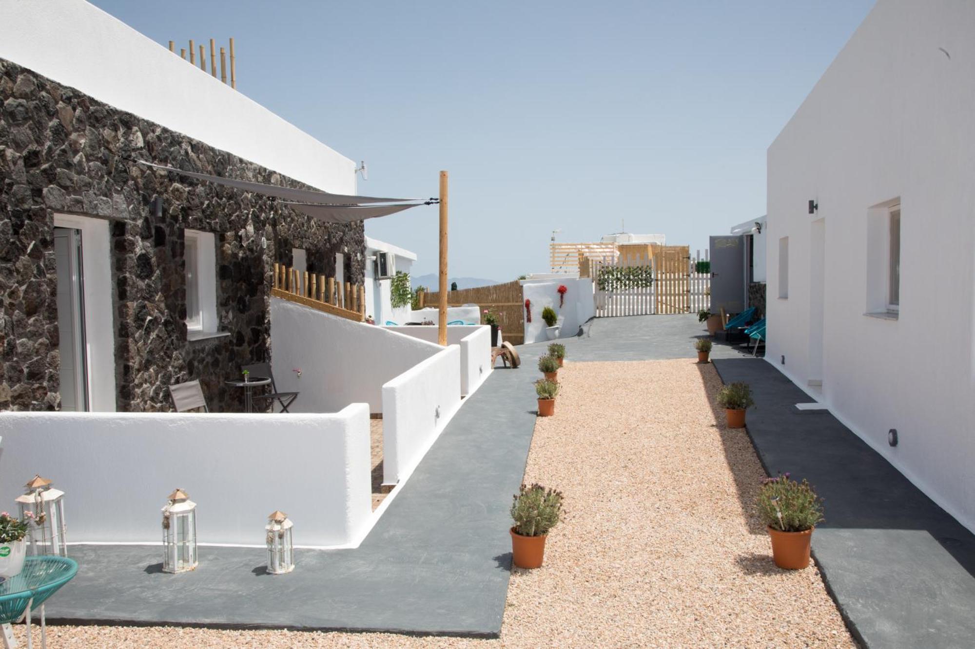 Village Anto Fira Exterior photo